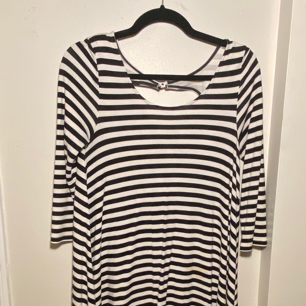 Black and White stripe American Eagle dress